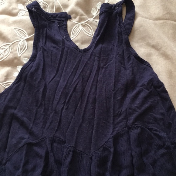 Tank - Picture 5 of 5